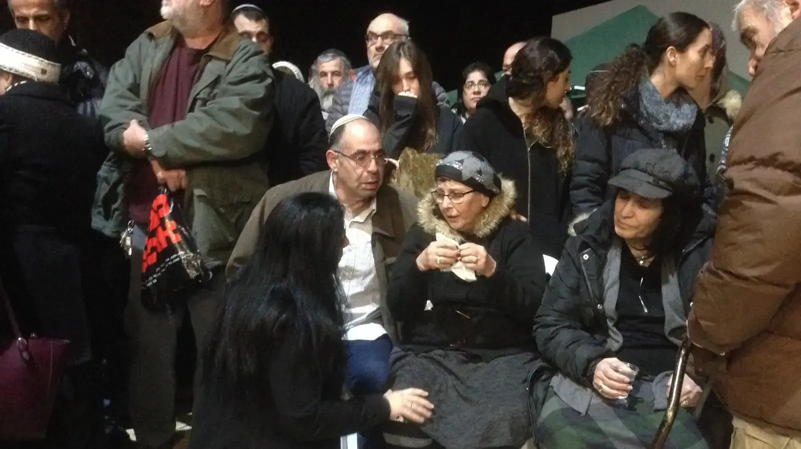 הלוויתם של המשפחה שנהרגה בתאונה בשומרון, שבי שומרון, 24 בינואר 2018 הלוויתם של המשפחה שנהרגה בתאונה בשומרון, שבי שומרון, 24 בינואר 2018