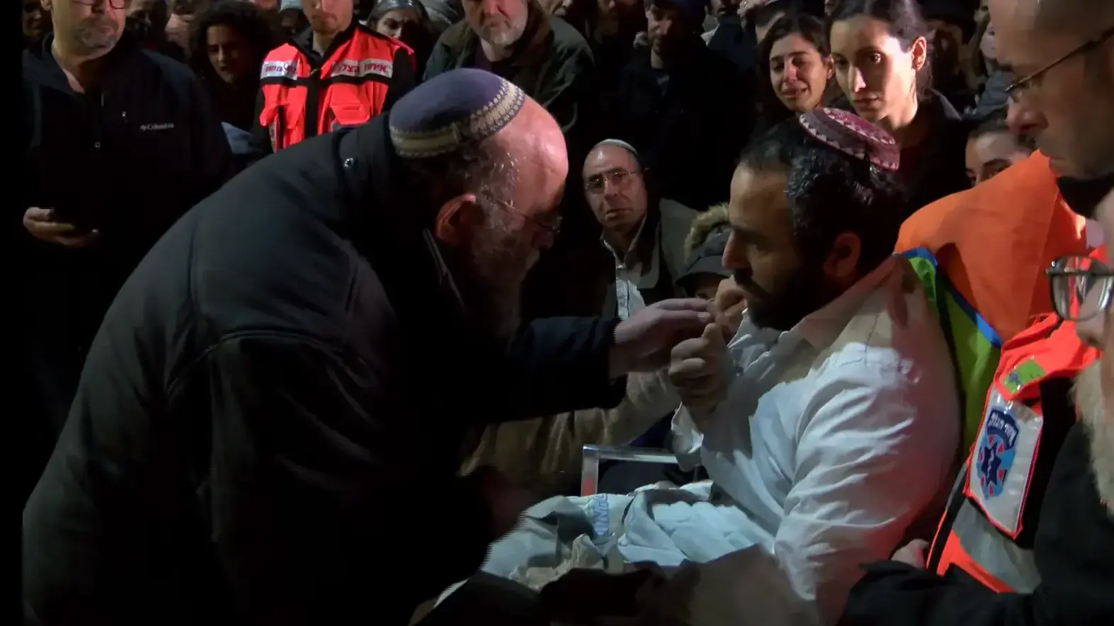 הלוויתם של המשפחה שנהרגה בתאונה בשומרון, שבי שומרון, 24 בינואר 2018 הלוויתם של המשפחה שנהרגה בתאונה בשומרון, שבי שומרון, 24 בינואר 2018