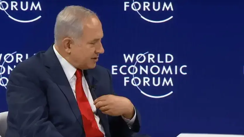ראיון של ראש הממשלה בנימין נתניהו לעיתונאי פריד רפיק במהלך מליאה בדאבוס, שוויץ 25 בינאור 2018 