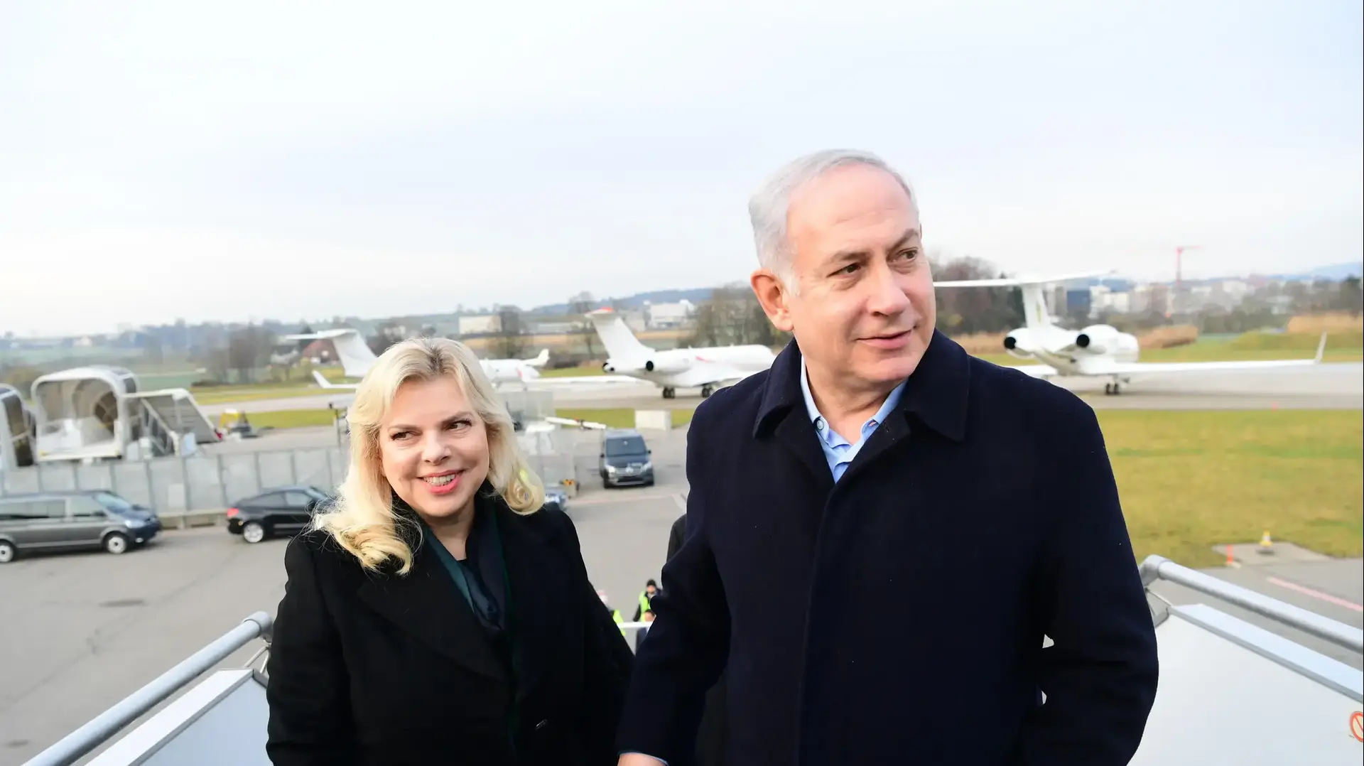 ביבי ושרה בדרך מדאבוס לישראל