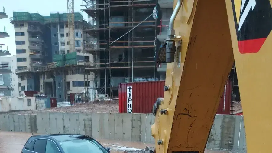 הצפות ברחוב הזכוכית בחדרה הצפות ברחוב הזכוכית בחדרה