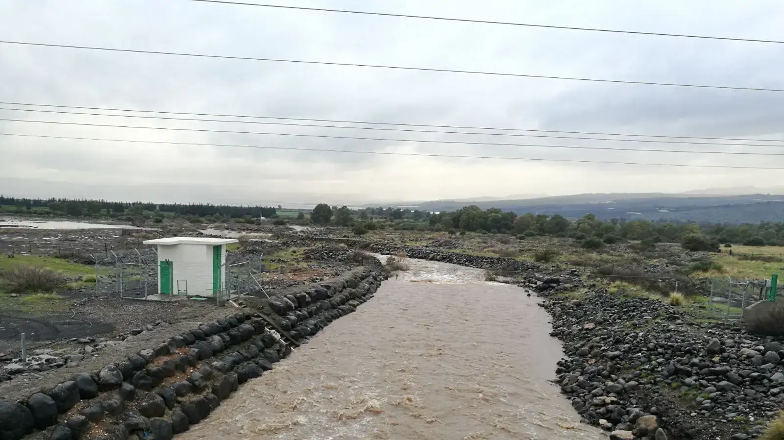 נחל דליות זורם לכנרת נחל דליות זורם לכנרת