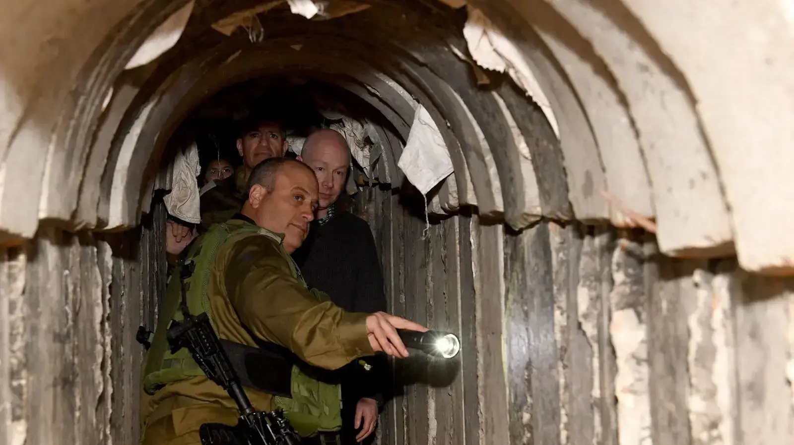 ג'ייסון גרינבלט שליחו של נשיא ארצות הברית מבקר במנהרות בעוטף עזה, ינואר 2018 ג'ייסון גרינבלט שליחו של נשיא ארצות הברית מבקר במנהרות בעוטף עזה, ינואר 2018