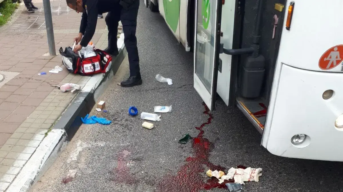 פיגוע דקירה בכניסה לאריאל פיגוע דקירה בכניסה לאריאל