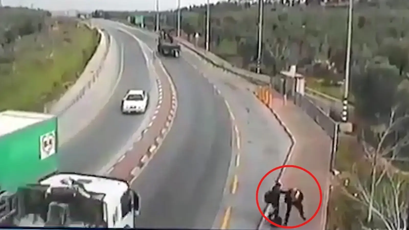 תיעוד פיגוע הדקירה, אריאל, 5 בפברואר 2018 תיעוד פיגוע הדקירה, אריאל, 5 בפברואר 2018