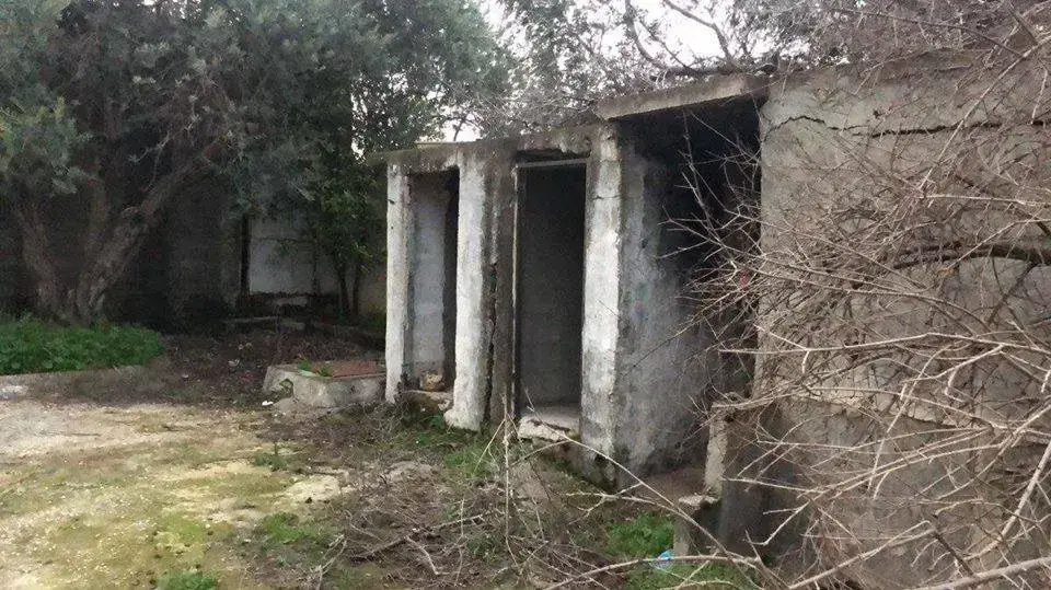 המבנה בו הסתתר המחבל אחמד נאצר ג'ראר, תושב ג'נין, פעיל מרכזי בתשתית הטרור האחראית לפיגוע הירי סמוך לחוות גלעד בתאריך 09/01/2018, בו נרצח הרב רזיאל שבח ז"ל המבנה בו הסתתר המחבל אחמד נאצר ג'ראר, תושב ג'נין, פעיל מרכזי בתשתית הטרור האחראית לפיגוע הירי סמוך לחוות גלעד בתאריך 09/01/2018, בו נרצח הרב רזיאל שבח ז"ל