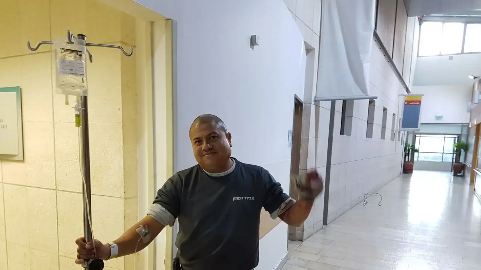 המאבטח בוריס בלבלווה שנדקר בפיגוע בכרמי צור בבית החולים הדסה עין כרם. 7 בפברואר 2018 המאבטח בוריס בלבלווה שנדקר בפיגוע בכרמי צור בבית החולים הדסה עין כרם. 7 בפברואר 2018
