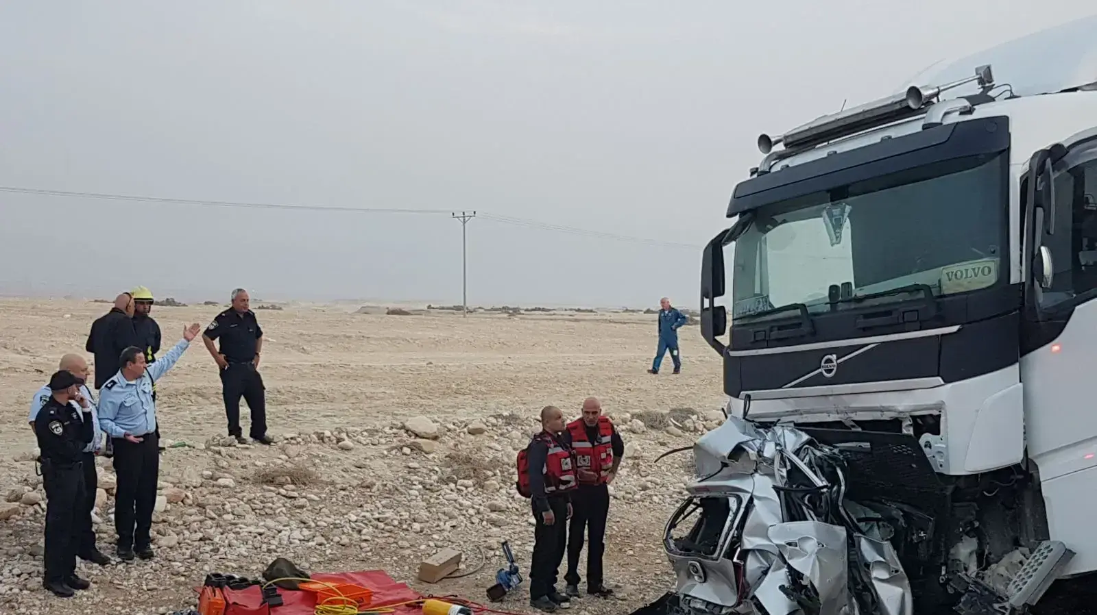 תאונת דרכים בין משאית ורכב פרטי בכביש 91 סמוך לצומת בית הערבה, 7 בפברואר 2018 תאונת דרכים בין משאית ורכב פרטי בכביש 91 סמוך לצומת בית הערבה, 7 בפברואר 2018