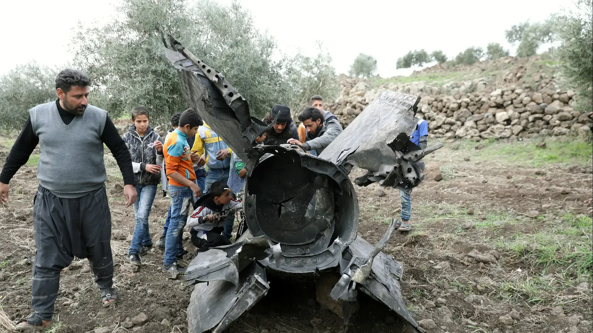 חלק מהטיל שנפל בסוריה 10 בפברואר 2018 חלק מהטיל שנפל בסוריה 10 בפברואר 2018