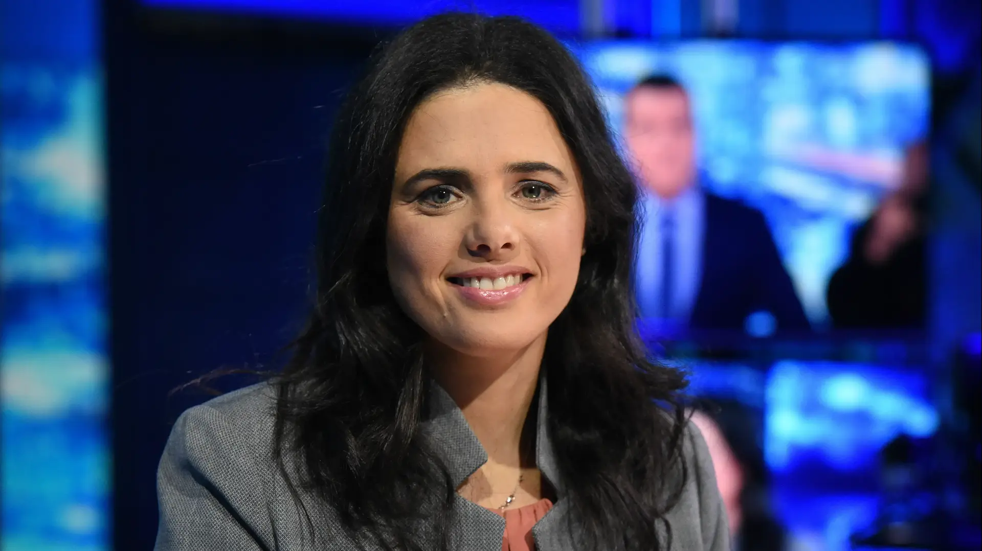 וואלה TALK הראיון המרכזי עם יעקב אילון ואיילת שקד ה15 בפברואר 2018 וואלה TALK הראיון המרכזי עם יעקב אילון ואיילת שקד ה15 בפברואר 2018