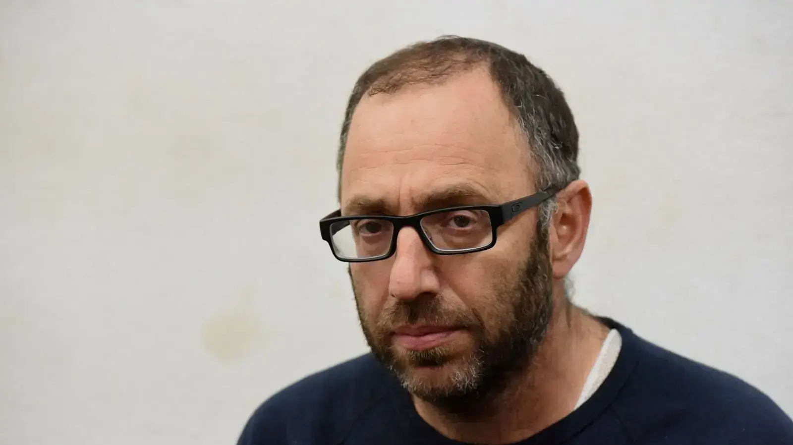 עמיקם שורר במהלך הארכת מעצרו בבית משפט השלום בת"א 21 בפברואר 2018 עמיקם שורר במהלך הארכת מעצרו בבית משפט השלום בת"א 21 בפברואר 2018