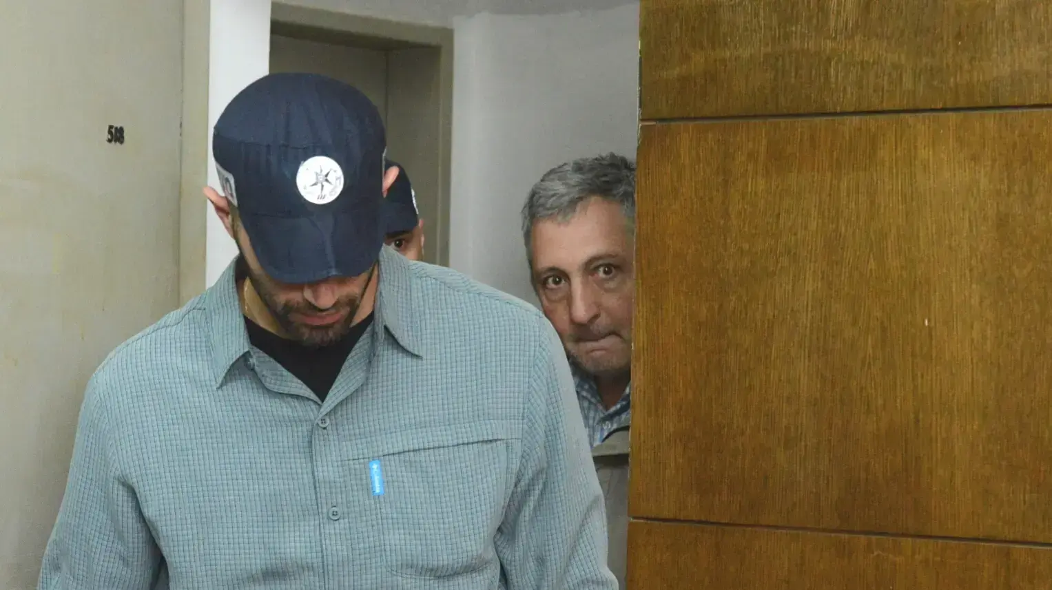 ניר חפץ בדיון הארכת מעצרו, בית משפט השלום ת"א, 22 בפברואר 2018 ניר חפץ בדיון הארכת מעצרו, בית משפט השלום ת"א, 22 בפברואר 2018