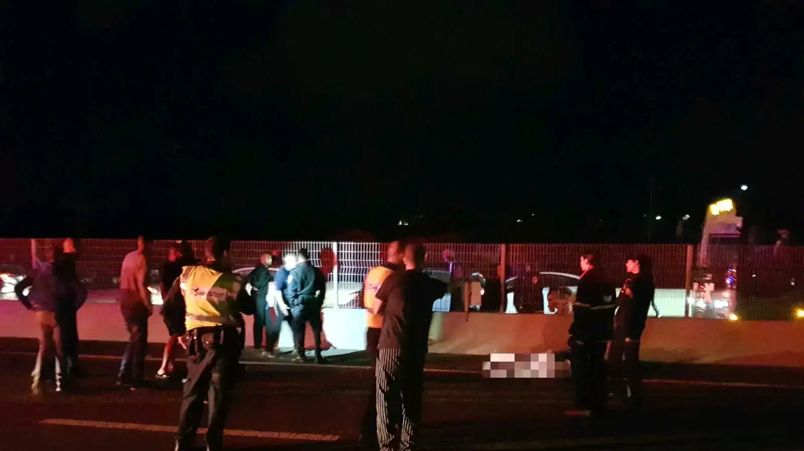 תאונת דרכים בכביש 2 סמוך לג'סר א זרקא לכיוון צפון 24 בפברואר 2018
תאונת דרכים בכביש 2 סמוך לג'סר א זרקא לכיוון צפון 24 בפברואר 2018