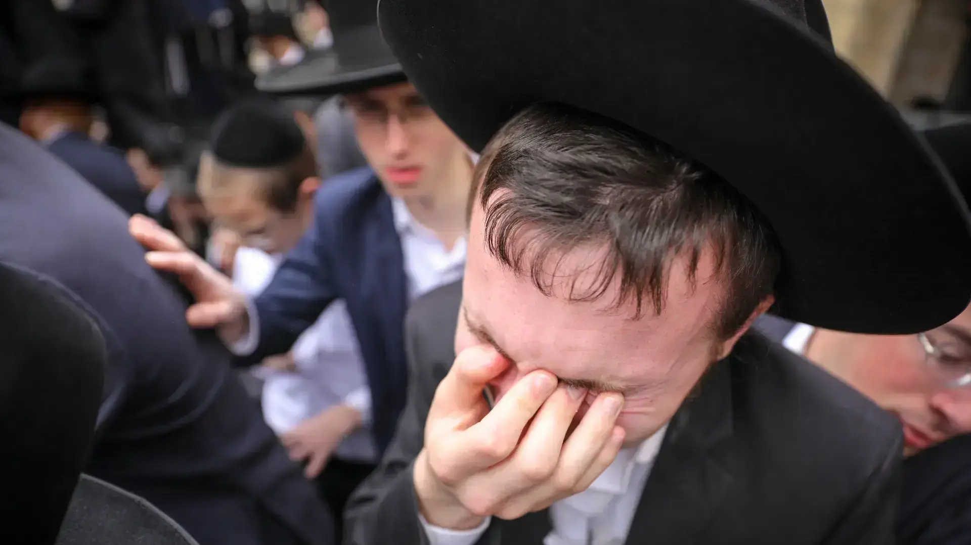 לפני הלוויתו הרב שמואל אוירבך, מנהיג הפלג הירושלמי 25 בפברואר 2018 לפני הלוויתו הרב שמואל אוירבך, מנהיג הפלג הירושלמי 25 בפברואר 2018