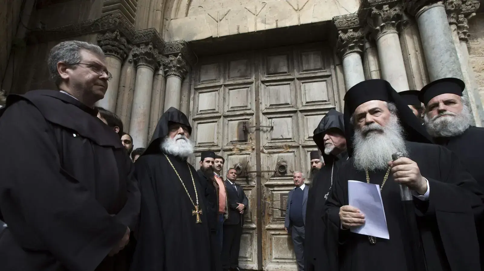 הצהרת ראשי הכנסיות בישראל על סגירת כנסיית הקבר בירושלים עד להודעה חדשה הצהרת ראשי הכנסיות בישראל על סגירת כנסיית הקבר בירושלים עד להודעה חדשה