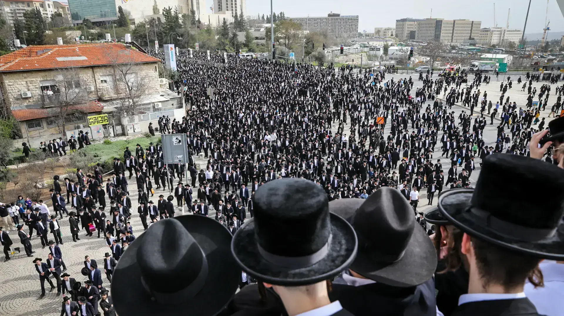 הלוויתו הרב שמואל אוירבך, מנהיג הפלג הירושלמי 25 בפברואר 2018 הלוויתו הרב שמואל אוירבך, מנהיג הפלג הירושלמי 25 בפברואר 2018