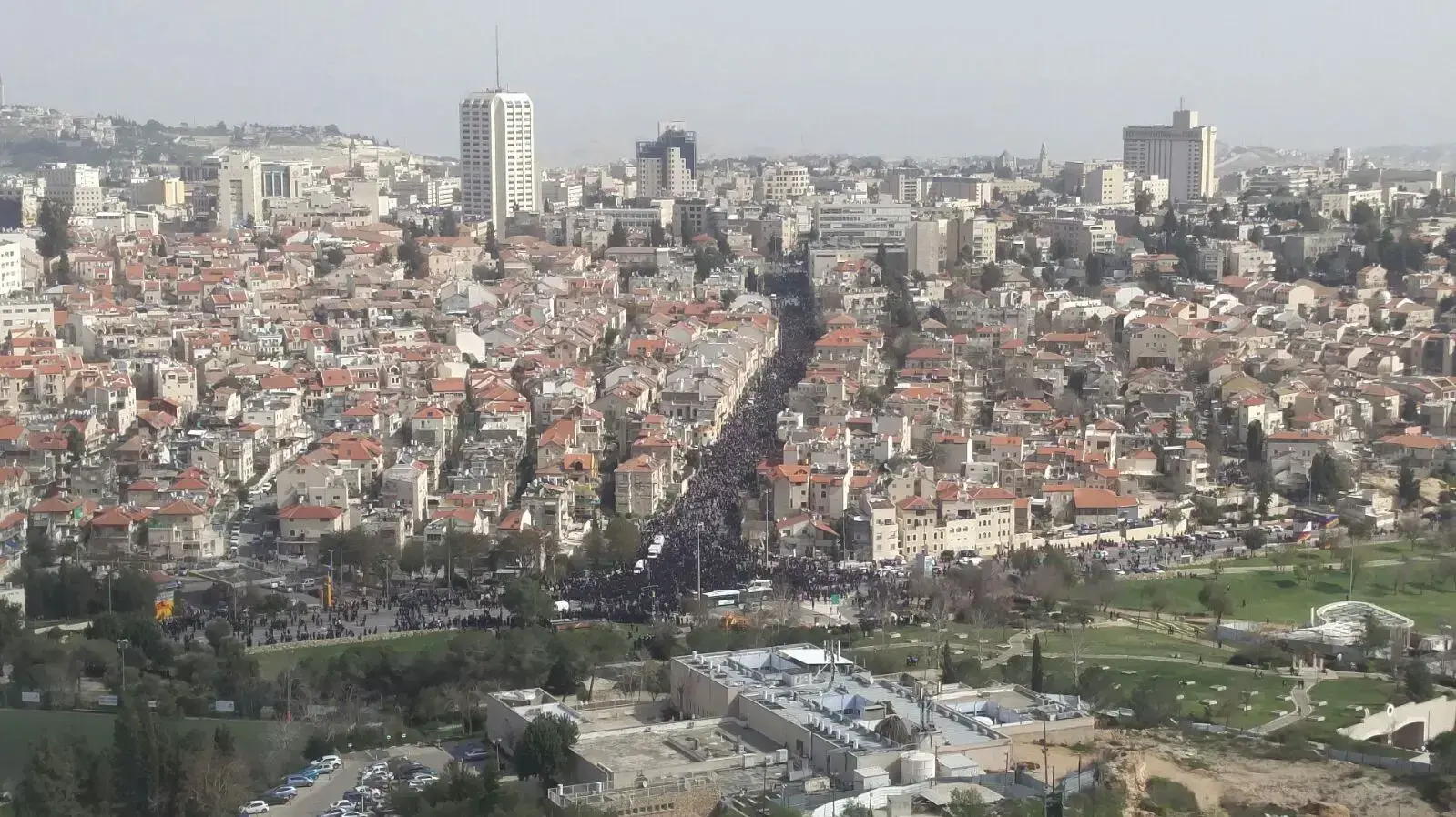 הלוויתו הרב שמואל אוירבך, מנהיג הפלג הירושלמי 25 בפברואר 2018 הלוויתו הרב שמואל אוירבך, מנהיג הפלג הירושלמי 25 בפברואר 2018