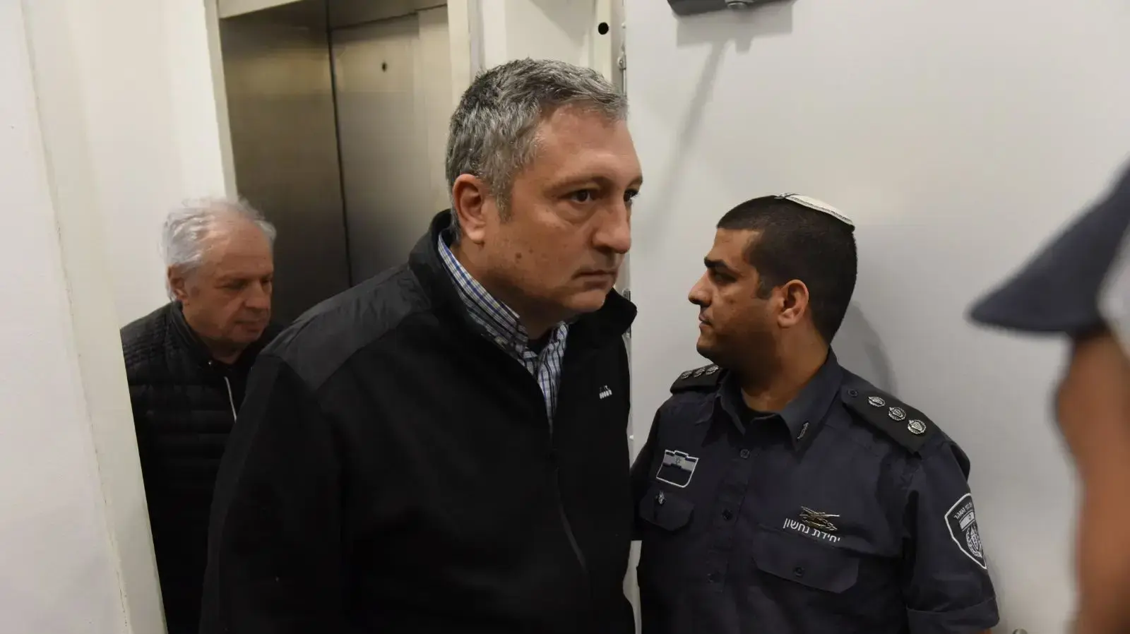 ניר חפץ בהארכת מעצר, מחוזי תל אביב, 27 בפברואר 2018
