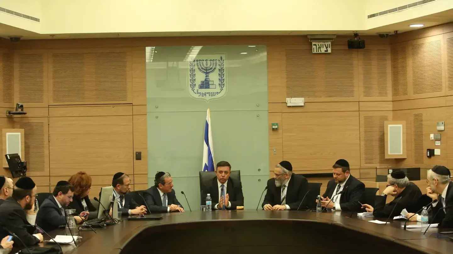 חברי המשלחת מיהודי ארה"ב מהזרם הרפורמי והקונסרבטיבי עם אבי גבאי חברי המשלחת מיהודי ארה"ב מהזרם הרפורמי והקונסרבטיבי עם אבי גבאי