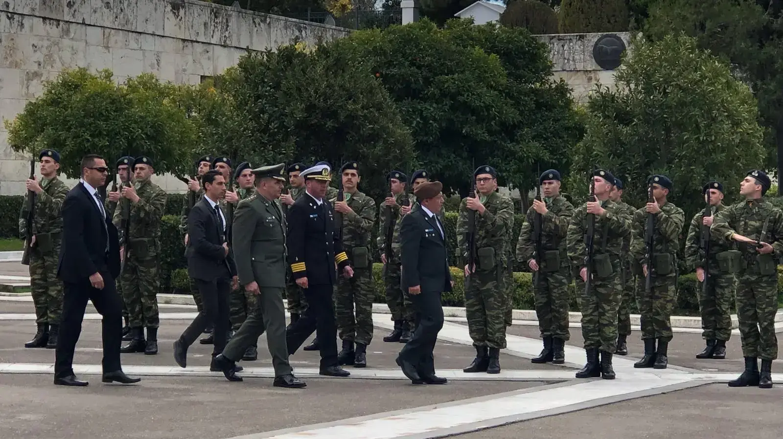 ביקור הרמטכ"ל גדי איזנקוט ביוון עם מקבילו היווני אבנגלוס אפוסטולאקיס. 28 בפברואר 2018 ביקור הרמטכ"ל גדי איזנקוט ביוון עם מקבילו היווני אבנגלוס אפוסטולאקיס. 28 בפברואר 2018