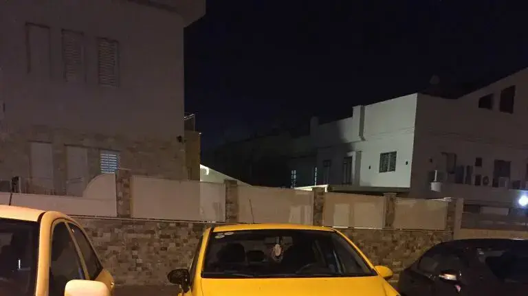 הרחוב של ראובן גורה הנכה עם בעיית הנגישות מחולון הרחוב של ראובן גורה הנכה עם בעיית הנגישות מחולון
