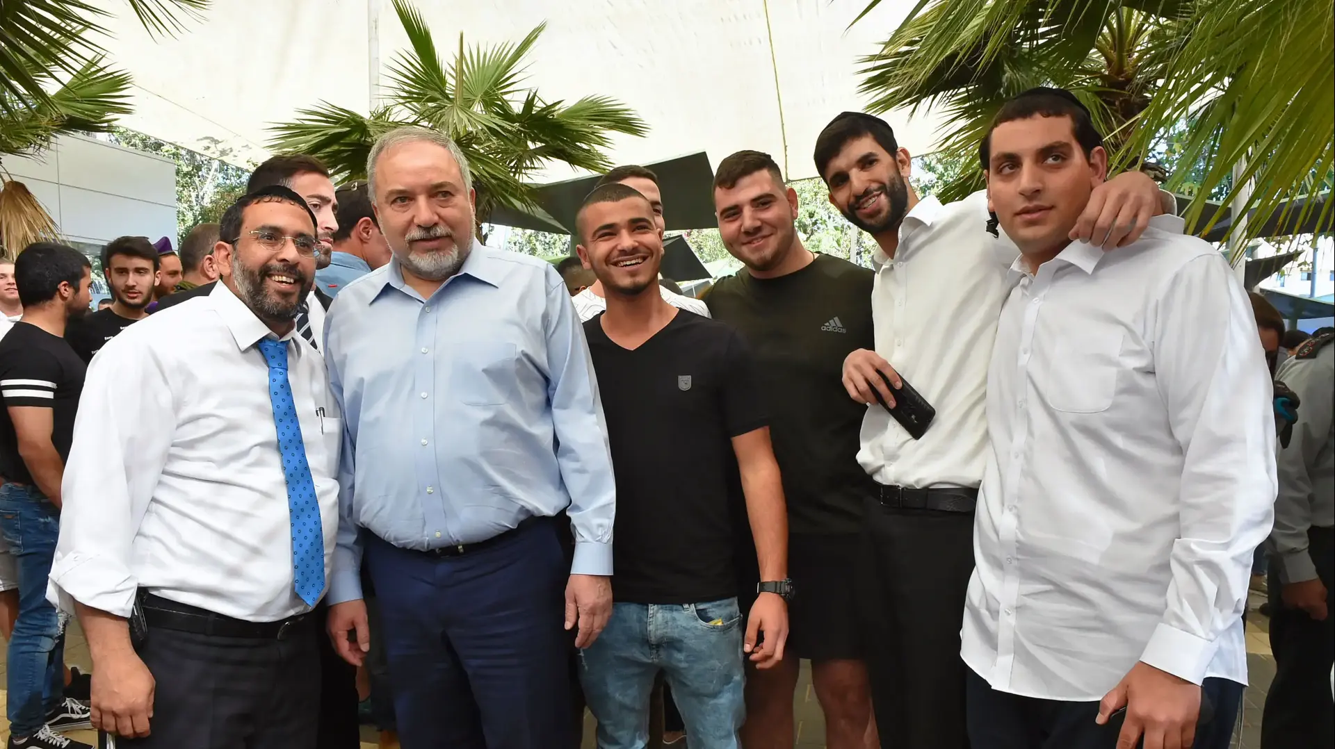 שר הביטחון, אביגדור ליברמן בביקור גיוס גולני וגבעתי, בקו"ם, תל השומר, 11 במרץ 2018 שר הביטחון, אביגדור ליברמן בביקור גיוס גולני וגבעתי, בקו"ם, תל השומר, 11 במרץ 2018