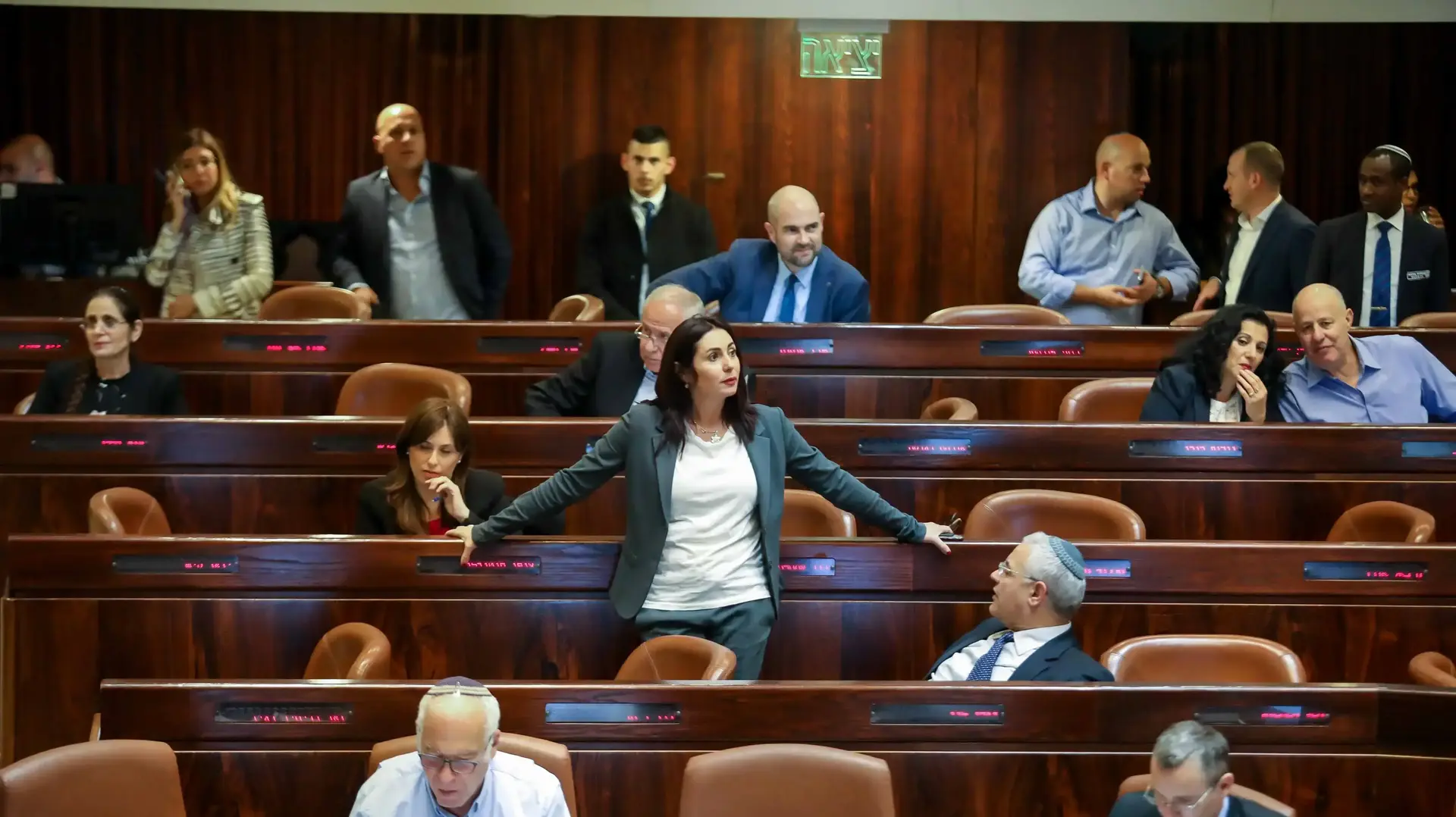 שרת התרבות מירי רגב במהלך מליאת הכנסת 12 במרץ 2018 שרת התרבות מירי רגב במהלך מליאת הכנסת 12 במרץ 2018