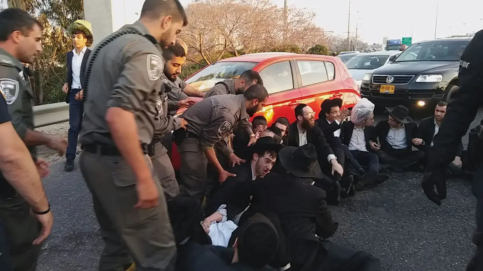 הפגנת הפלג הירושלמי נגד הגיוס 12 במרץ 2018 הפגנת הפלג הירושלמי נגד הגיוס 12 במרץ 2018