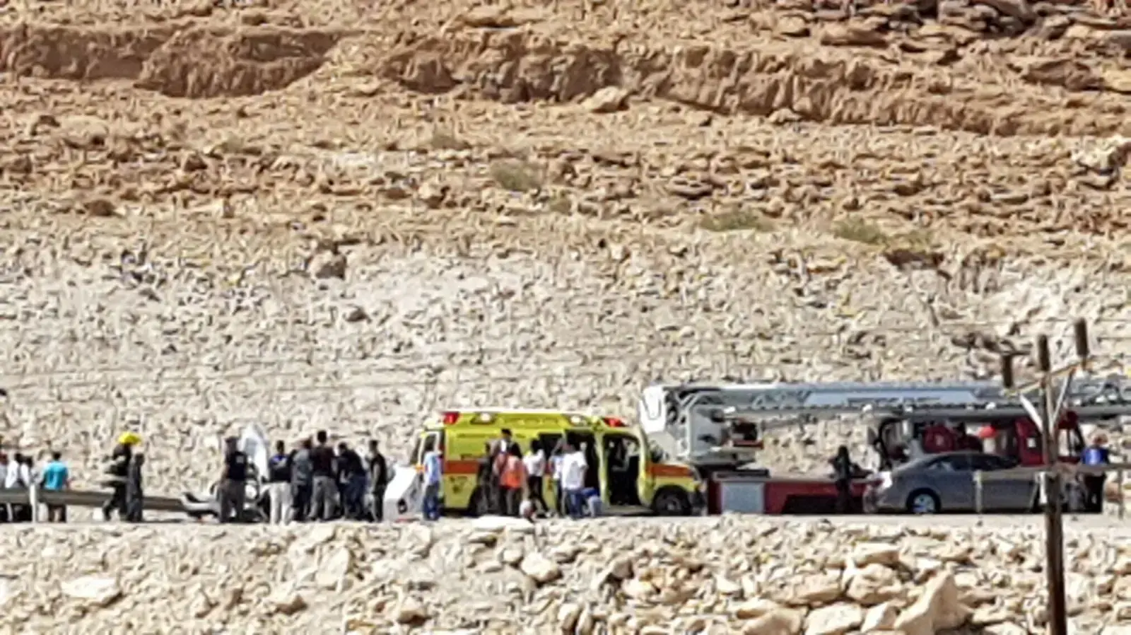התאונה בים המלח בה נפצעו 7 בני אדם התאונה בים המלח בה נפצעו 7 בני אדם