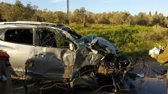 הרכב שפגע בקבוצת הולכי רגל באזור ריחן שבשומרון, 16 במרץ 2018 הרכב שפגע בקבוצת הולכי רגל באזור ריחן שבשומרון, 16 במרץ 2018