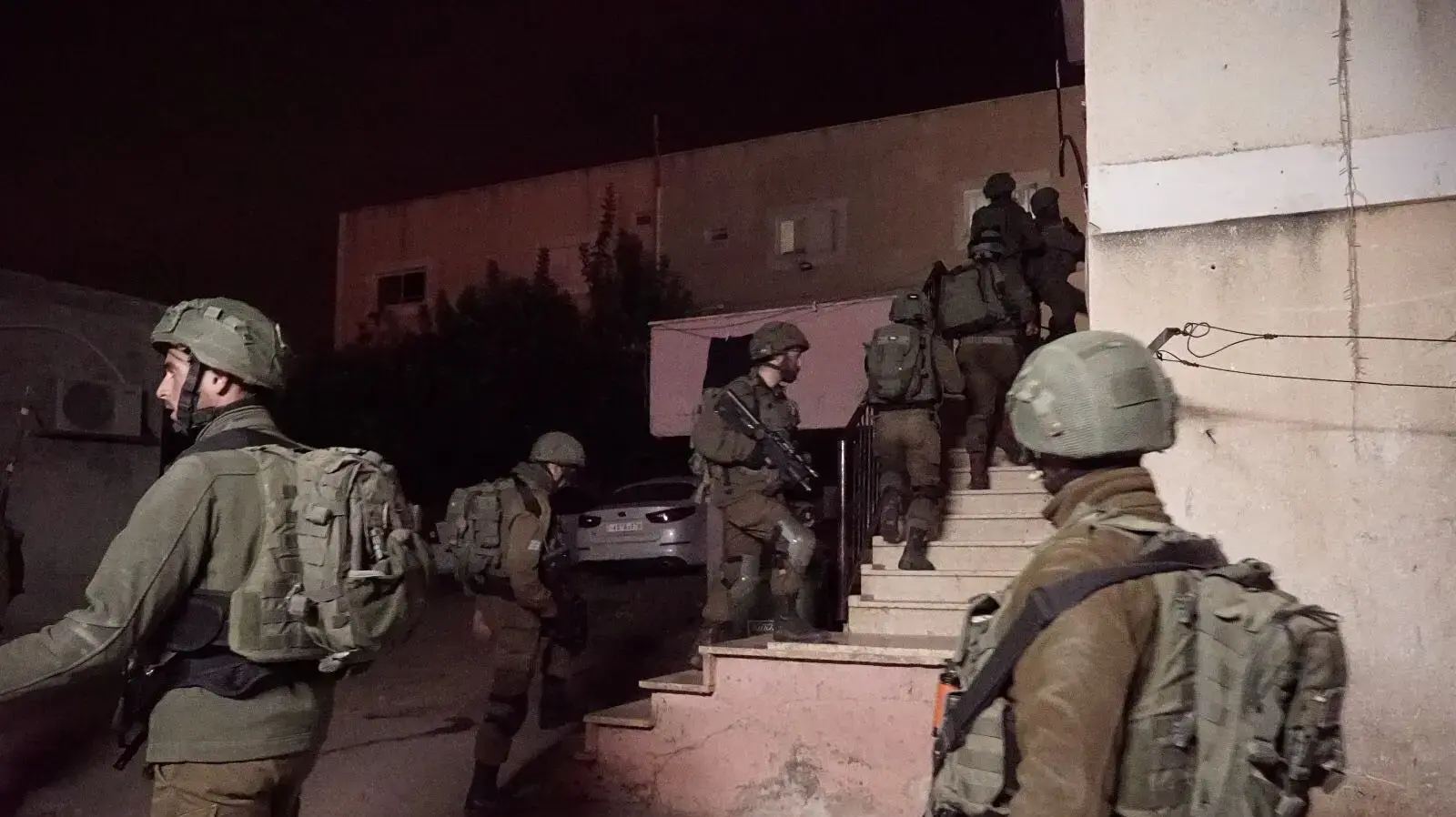 כוחות צה"ל בפעילות בכפר ברטעה לסריקות לאיתור אמל"ח ב-17 במרץ 2018 כוחות צה"ל בפעילות בכפר ברטעה לסריקות לאיתור אמל"ח ב-17 במרץ 2018