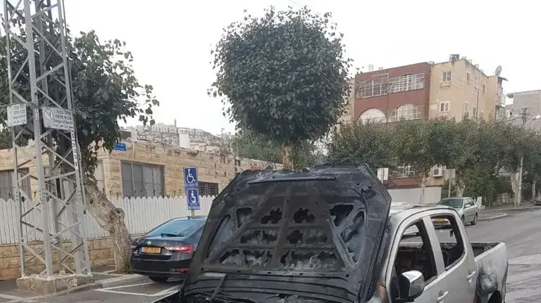 מוכניתו של ראש עיריית טבריה השרופה 18 במרץ 2018 מוכניתו של ראש עיריית טבריה השרופה 18 במרץ 2018