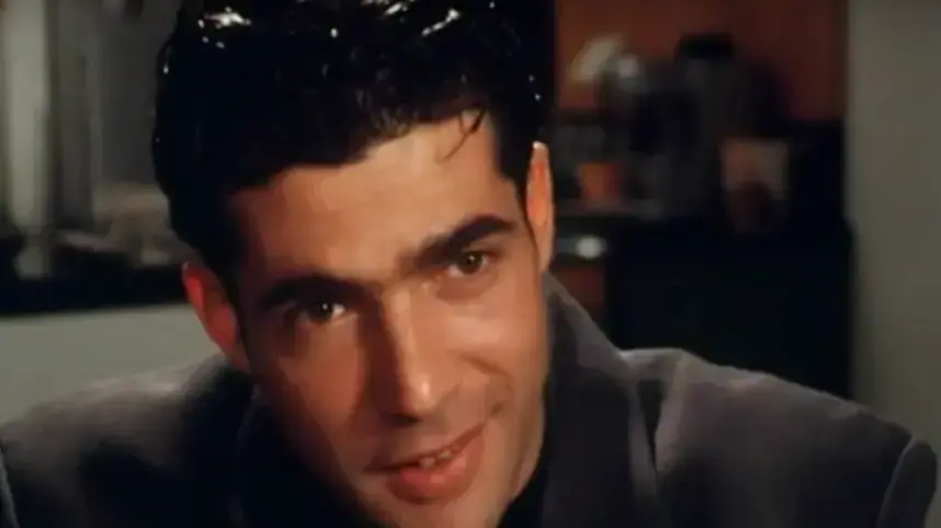 יאיר לפיד ב"שירת הסירנה" יאיר לפיד ב"שירת הסירנה"