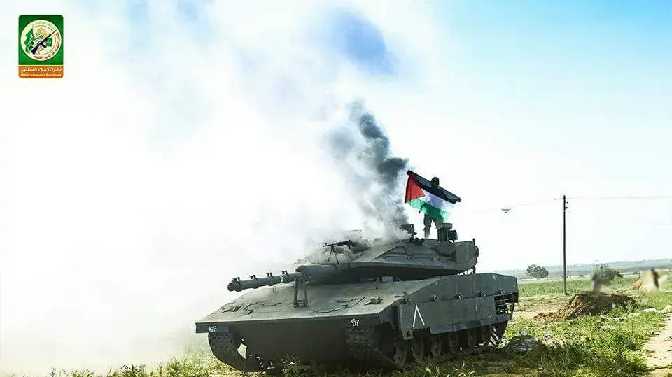 פעילי חמאס מעזה עורכים תמרונים צבאיים לאורך הגדר 25 במרץ 2018 פעילי חמאס מעזה עורכים תמרונים צבאיים לאורך הגדר 25 במרץ 2018