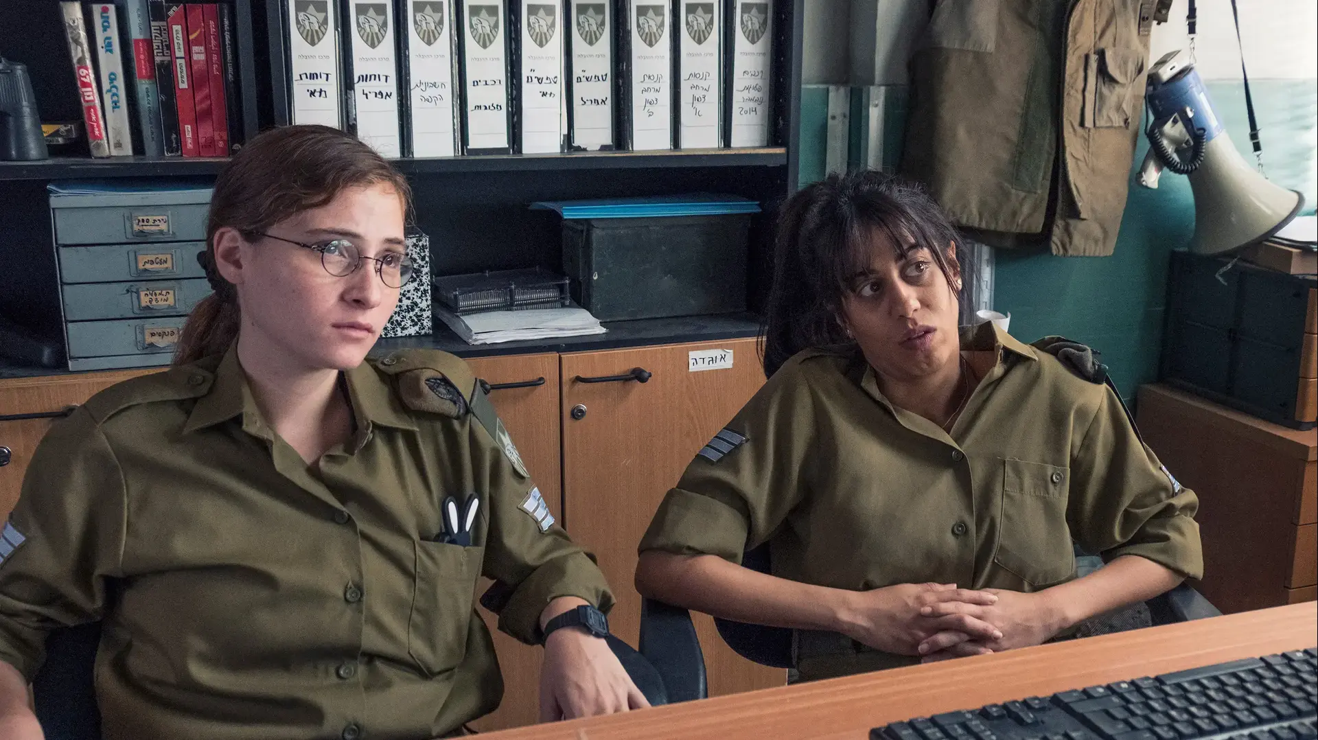 האחיות המוצלחות שלי עונה 2, טס השילוני, עדי חבשוש האחיות המוצלחות שלי עונה 2, טס השילוני, עדי חבשוש
