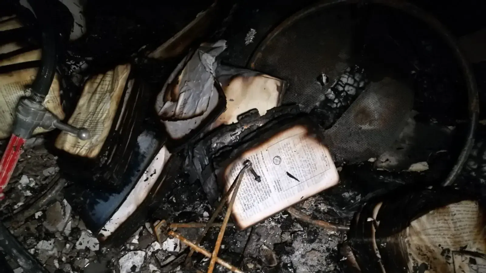 זירת השריפה בבאר שבע, 25 במרץ 2018 זירת השריפה בבאר שבע, 25 במרץ 2018