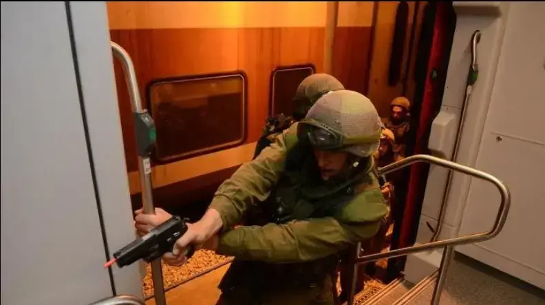 לוחמי יהל"ם באימון לוט"ר/לש"ב
