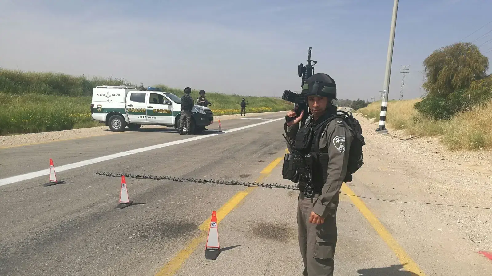 פטרולים של משמרת הגבול בכיסופים בעקבות החשש לחדירה פטרולים של משמרת הגבול בכיסופים בעקבות החשש לחדירה