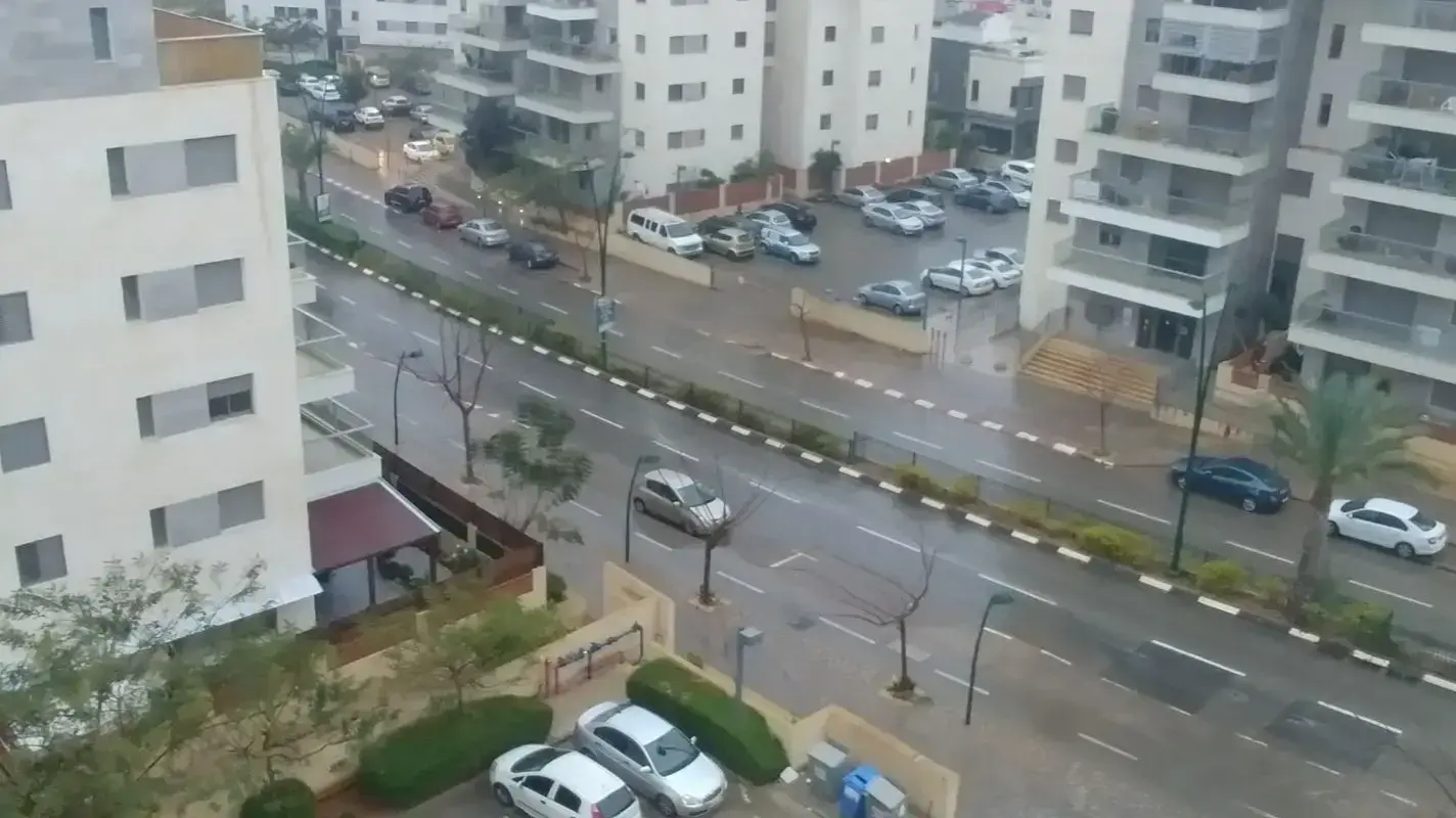 גשם בחדרה גשם בחדרה