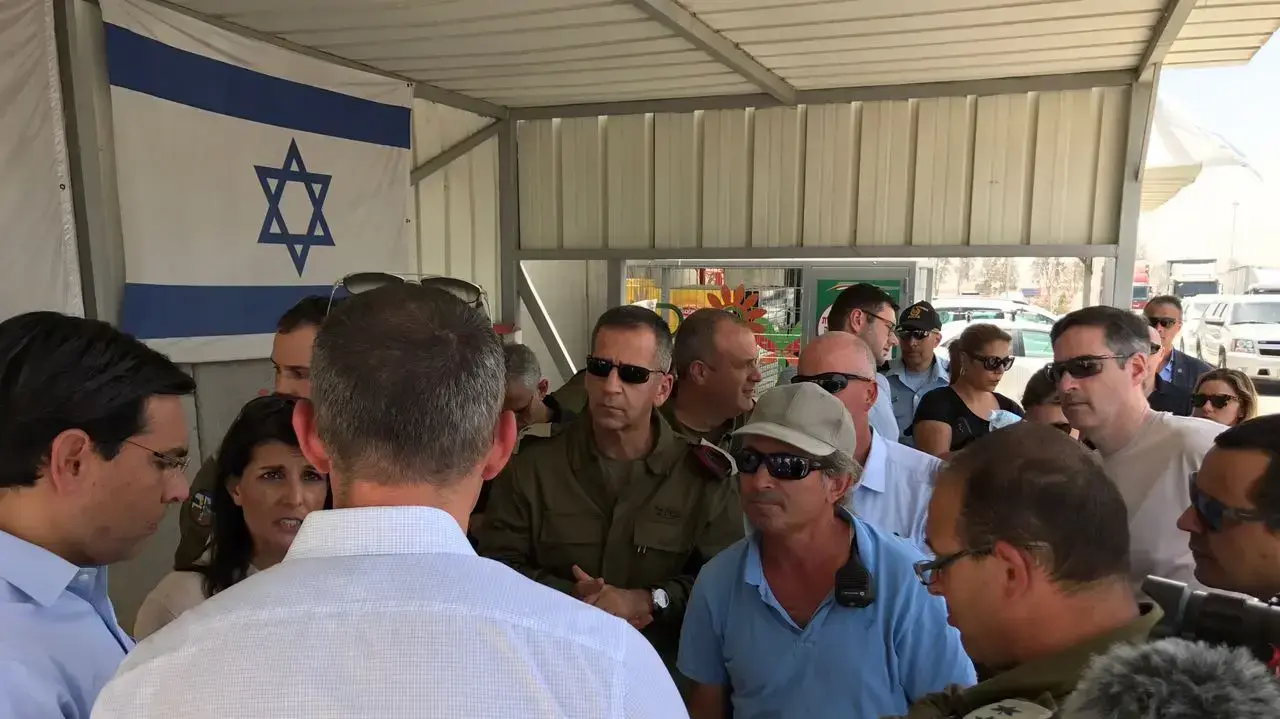  ראיון עם עמי שקד- מנהל מעבר כרם שלום; מלחמה כלכלית מהלב של המעבר העיקרי לעזה