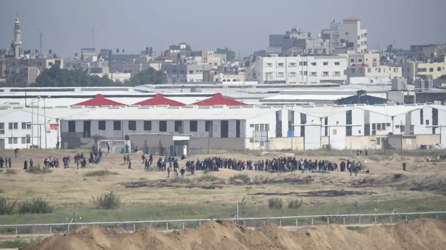 הפגנות בגבול רצועת עזה 6 בפאריל 2018 הפגנות בגבול רצועת עזה 6 בפאריל 2018