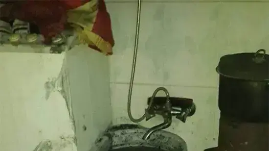 דיווחים על מתקפה כימית של צבא סוריה באזור דומא דיווחים על מתקפה כימית של צבא סוריה באזור דומא