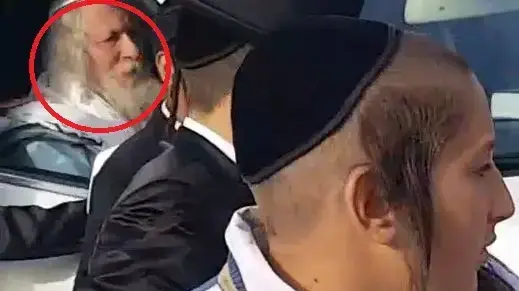 אליעזר ברלנד במהלך נסיעת שיירתו בירושלים בערב חג שני של פסח, 5 באפריל 2018 אליעזר ברלנד במהלך נסיעת שיירתו בירושלים בערב חג שני של פסח, 5 באפריל 2018