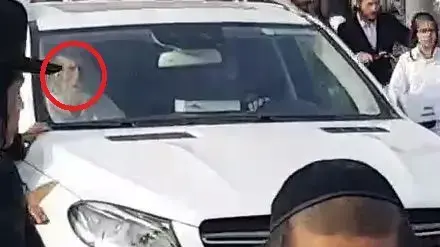 אליעזר ברלנד במהלך נסיעת שיירתו בירושלים בערב חג שני של פסח, 5 באפריל 2018 אליעזר ברלנד במהלך נסיעת שיירתו בירושלים בערב חג שני של פסח, 5 באפריל 2018