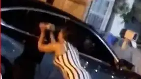 אישה נבגדת מתנקמת ברכב של החבר אישה נבגדת מתנקמת ברכב של החבר