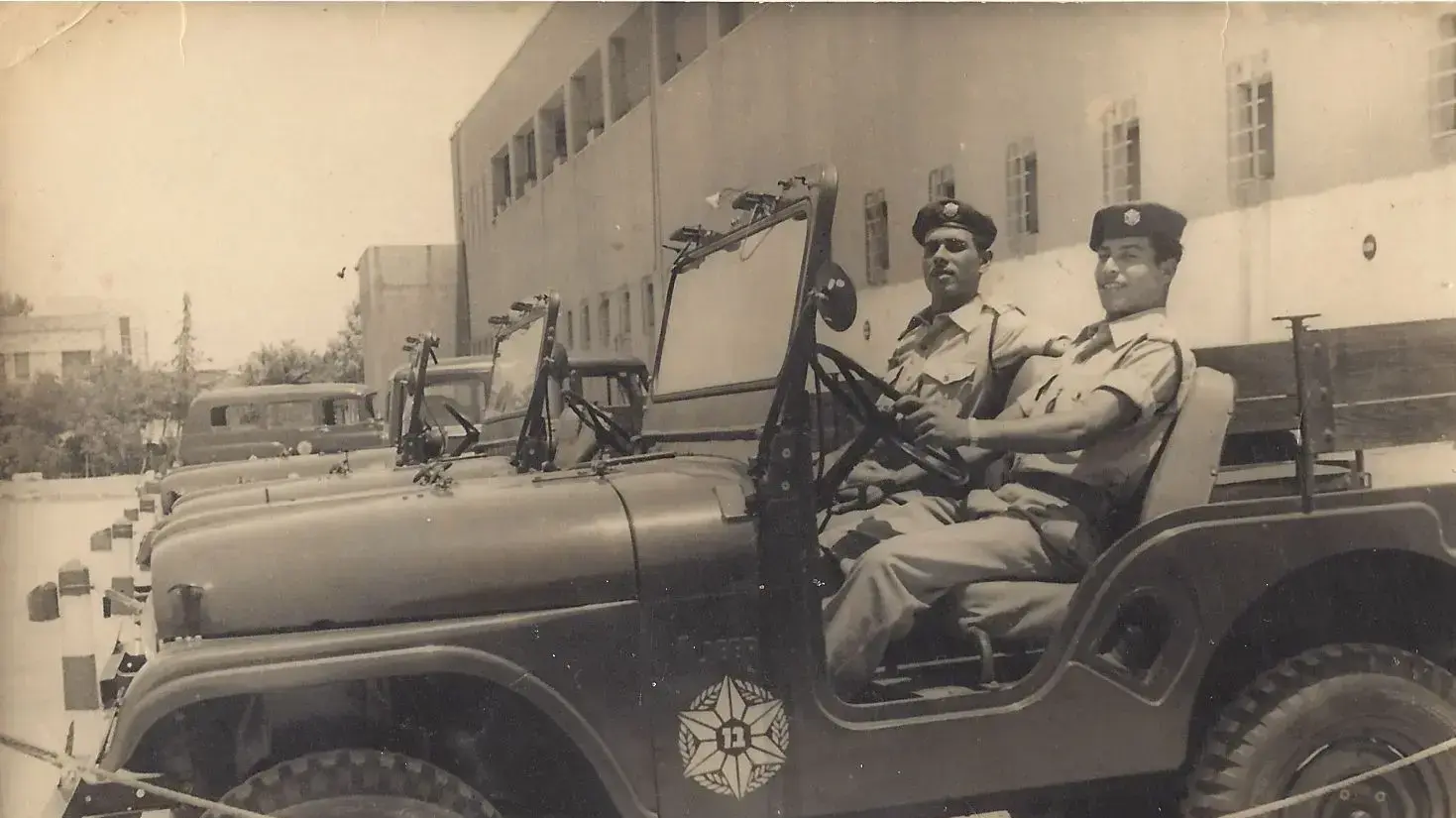 יחיאל קרטה, שנחשף אחרי 56 שנים אפילו עבור אישתו וילדיו " "אני שרפתי את הגופה של אייכמן". יחיאל קרטה, שנחשף אחרי 56 שנים אפילו עבור אישתו וילדיו " "אני שרפתי את הגופה של אייכמן".