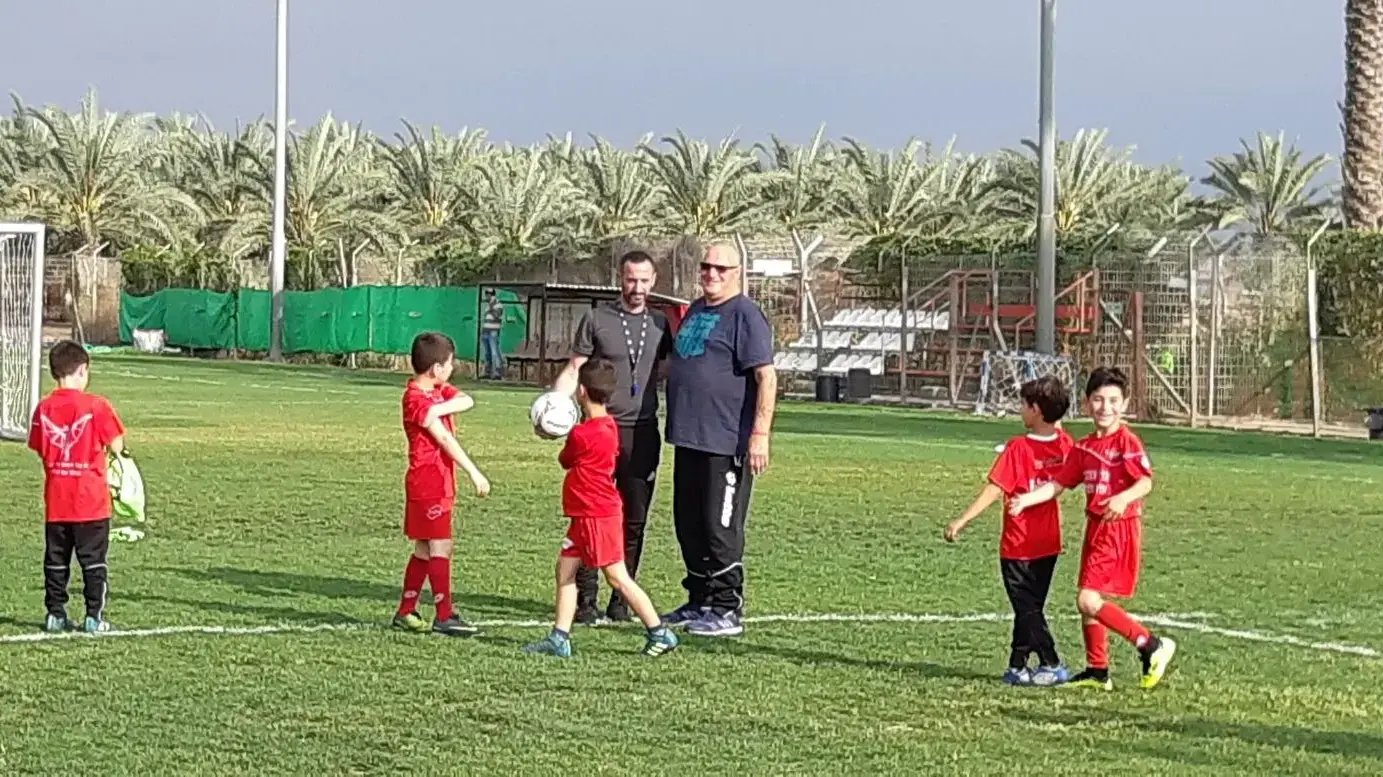 בית הספר לכדורגל על שם ארז אשכנזי בית הספר לכדורגל על שם ארז אשכנזי