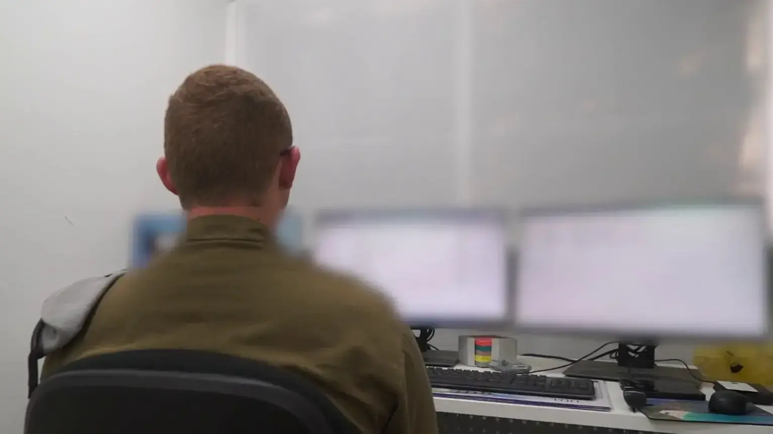 מעבדה לאיתור מנהרות, 15 באפריל מעבדה לאיתור מנהרות, 15 באפריל