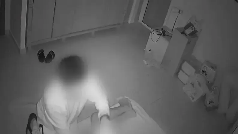 מטפל סיעודי שעל פי החשד תקף והתעלל בקשיש בו הוא טיפל 16 באפריל 2018 מטפל סיעודי שעל פי החשד תקף והתעלל בקשיש בו הוא טיפל 16 באפריל 2018