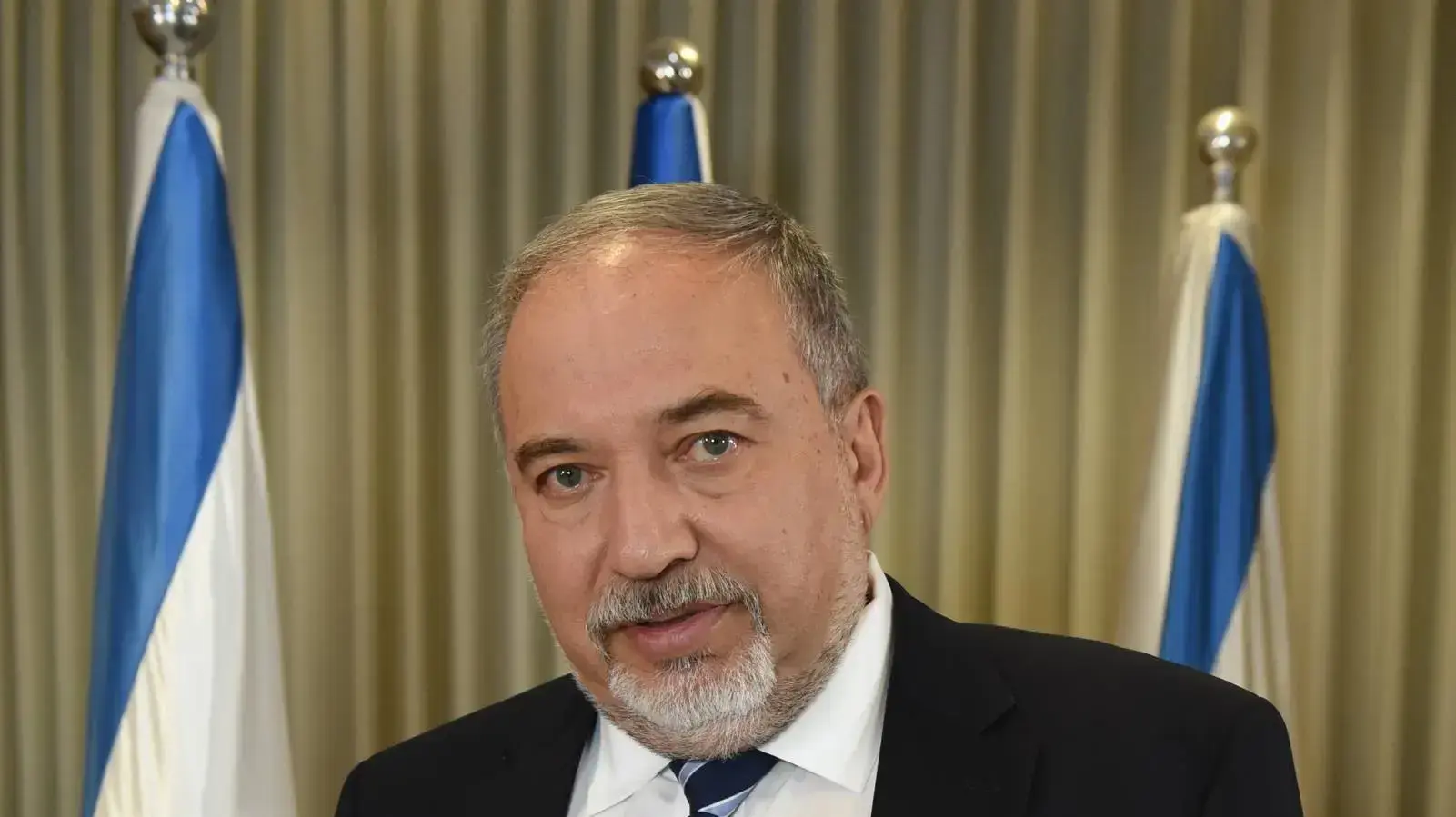 וואלה TALK הראיון המרכזי עם יעקב אילון ושר הבטחון אביגדור ליברמן 16 באפריל 2018 וואלה TALK הראיון המרכזי עם יעקב אילון ושר הבטחון אביגדור ליברמן 16 באפריל 2018